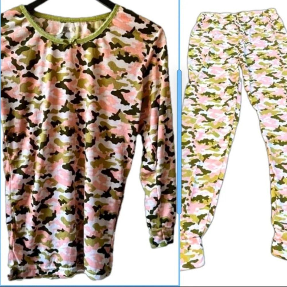 Pink camouflage Pajamas set Girls Large 2 piece bedtime sleepwear pjs tween kids